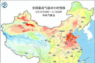 Cột mốc! Clay, 3 điểm trong sự nghiệp, vượt qua Carter, lên vị trí thứ 8 trong lịch sử.